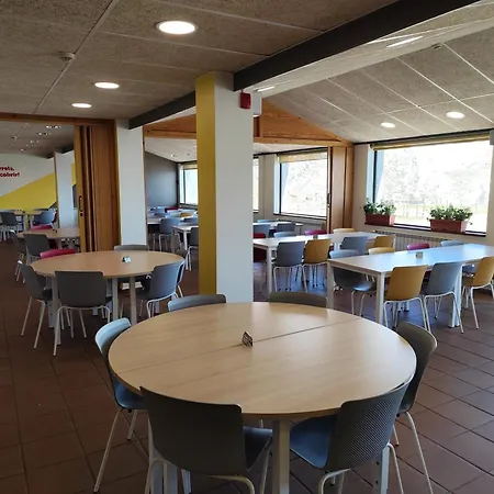 Hostal Núria Xanascat Queralbs (Caralps)