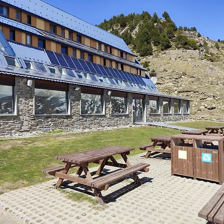 Núria Xanascat Hostal