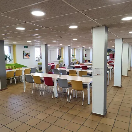Hostal Núria Xanascat